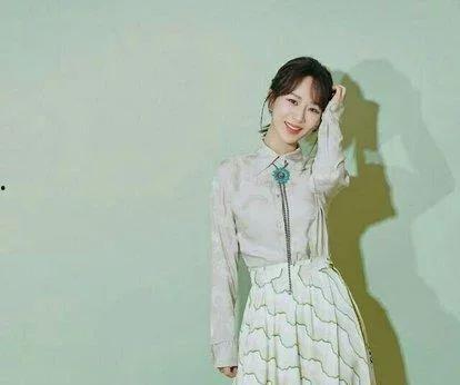 娱乐吃瓜爆料杨紫,娱乐圈再掀波澜